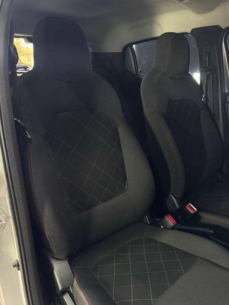 
								RENAULT KWID ZEN MT 1.0 full									