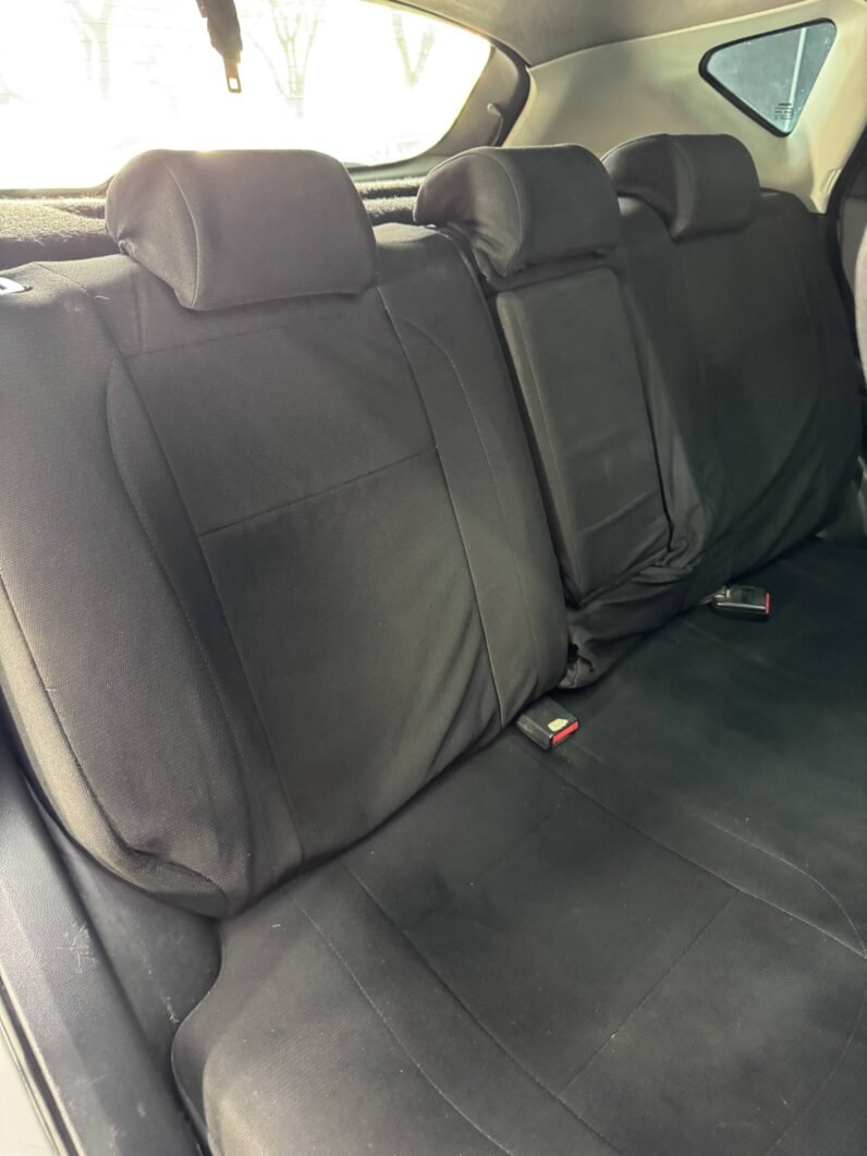 
								NISSAN QASHQAI AT 2.0 full									