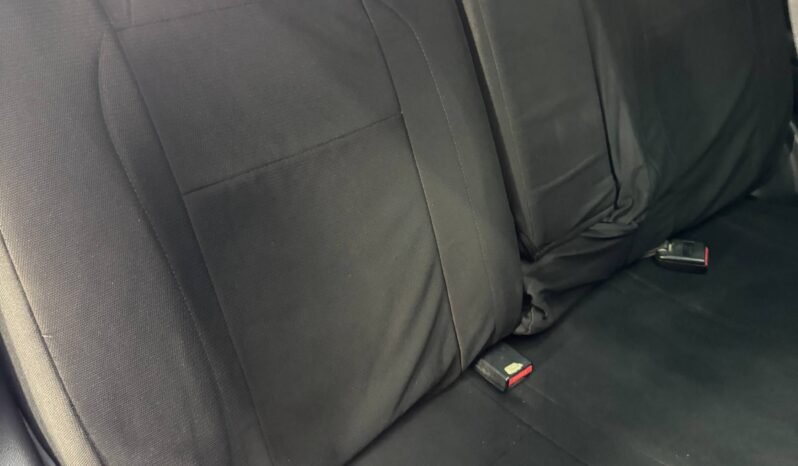 
								NISSAN QASHQAI AT 2.0 full									