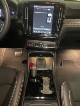 
										VOLVO XC40 PURE RECHARGE ELECTRICA AT full									