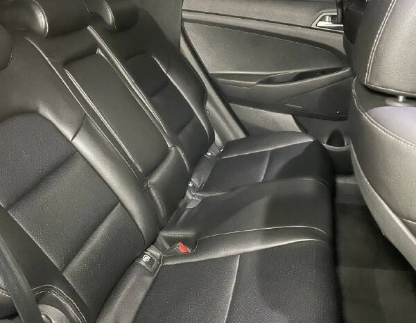 
								HYUNDAI NEW TUCSON PREMIUM AT 2.0 4×2 full									