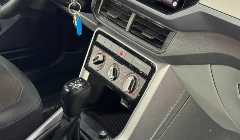 
								VOLKSWAGEN  T-CROSS TRENDLINE 1.0 AT full									