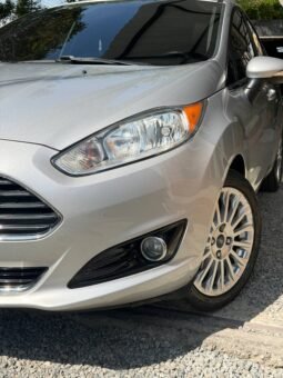 
										FORD FIESTA TITANIUM AT 1.6 full									