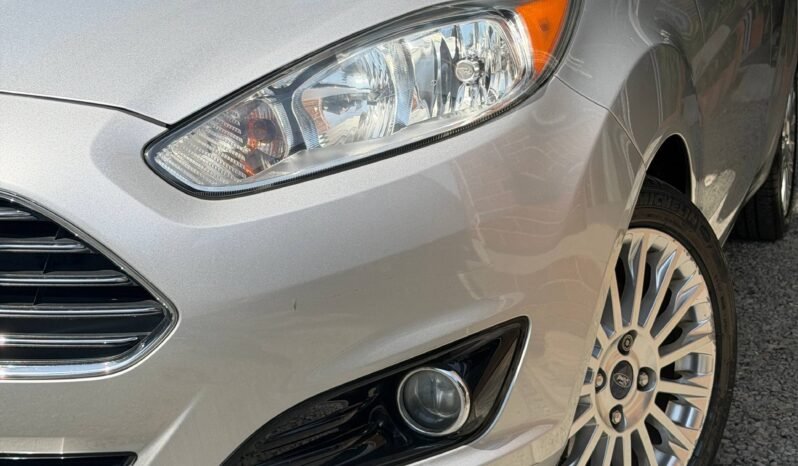 
								FORD FIESTA TITANIUM AT 1.6 full									