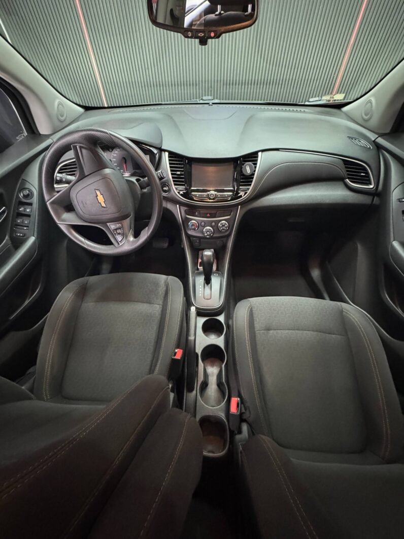 
								CHEVROLET TRACKER LS AT 1.8 4X2 full									