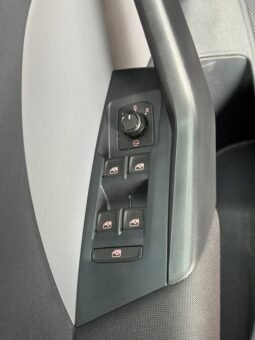 
										VOLKSWAGEN  T-CROSS TRENDLINE 1.0 AT full									