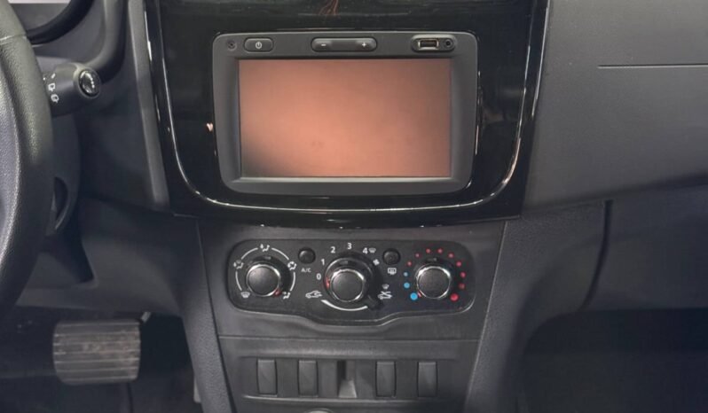 
								RENAULT STEPWAY INTENS AT full									