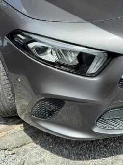 
										MERCEDES-BENZ A200 AT 1.3CC TURBO full									