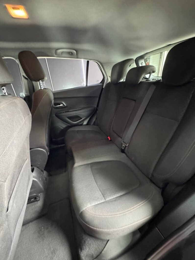 
								CHEVROLET TRACKER LS AT 1.8 4X2 full									