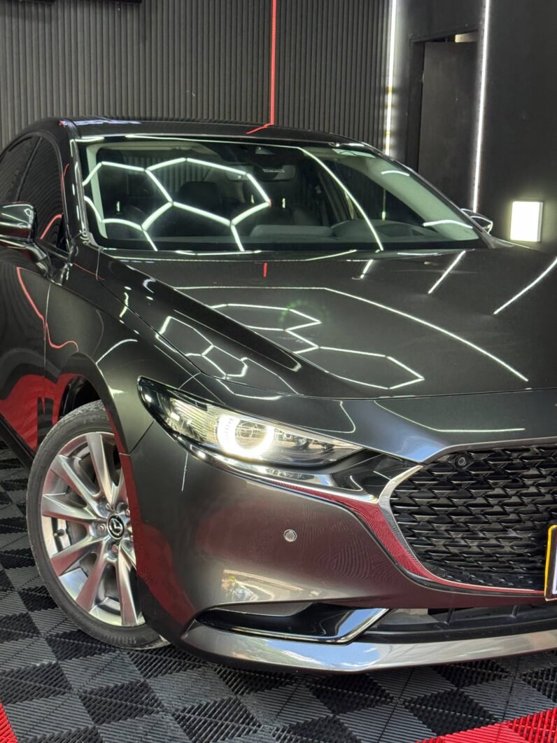 
								MAZDA 3 GRAND TOURING 2.0 AT full									