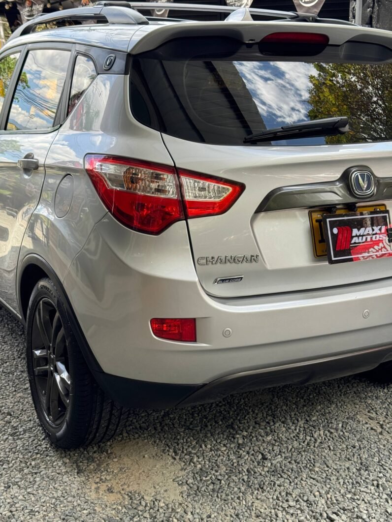
								CHANGAN CS35 LUXURY 1.6 MT full									