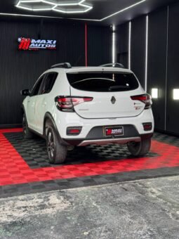 
										RENAULT STEPWAY INTENS AT full									