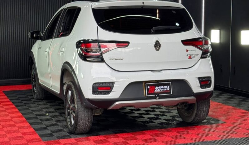 
								RENAULT STEPWAY INTENS AT full									