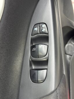 
										NISSAN SENTRA B17 ADVANCE  MT 1.8 full									