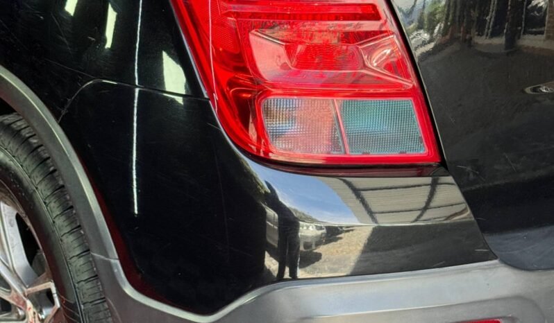 
								CHEVROLET TRACKER LS AT 1.8 4X2 full									