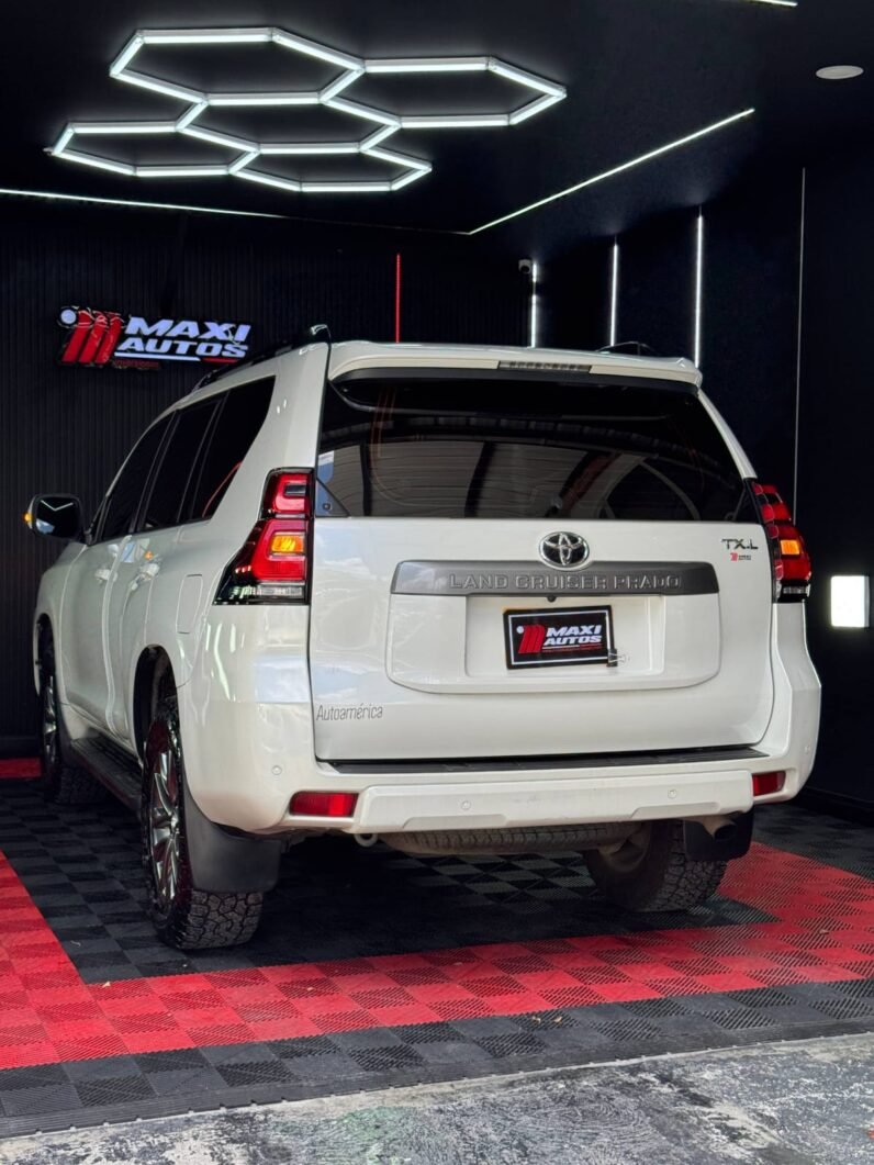 
								TOYOTA PRADO TXL AT 3.0 4X4 full									