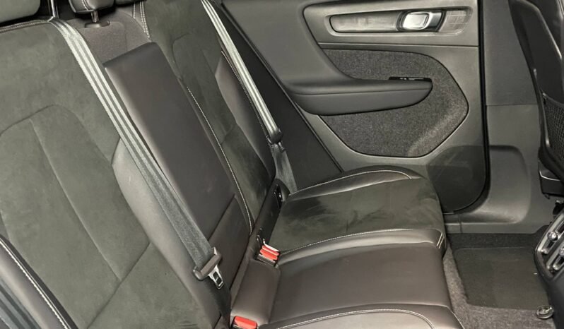 
								VOLVO XC40 PURE RECHARGE ELECTRICA AT full									