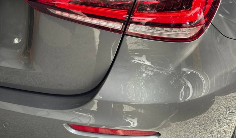 
								MERCEDES-BENZ A200 AT 1.3CC TURBO full									