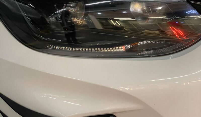 
								CHEVROLET ONIX RS MT HB full									