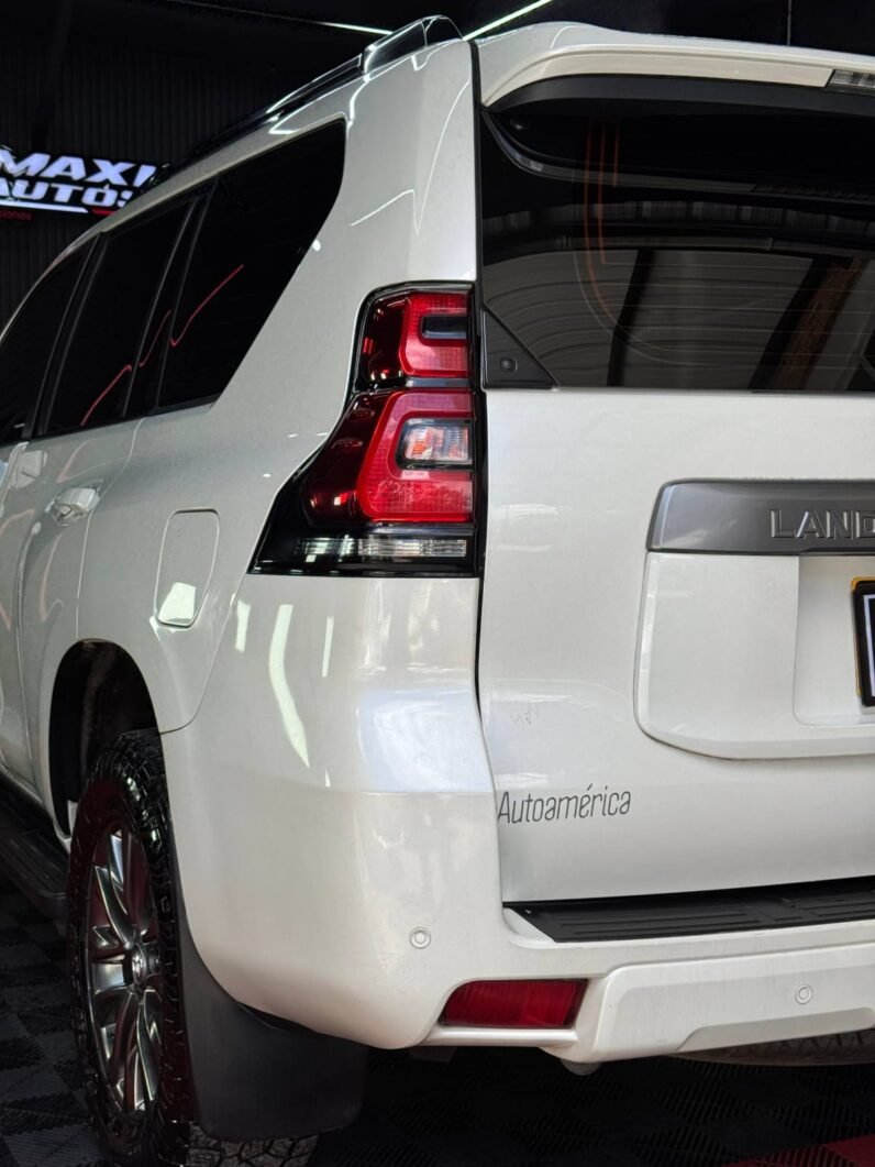 
								TOYOTA PRADO TXL AT 3.0 4X4 full									
