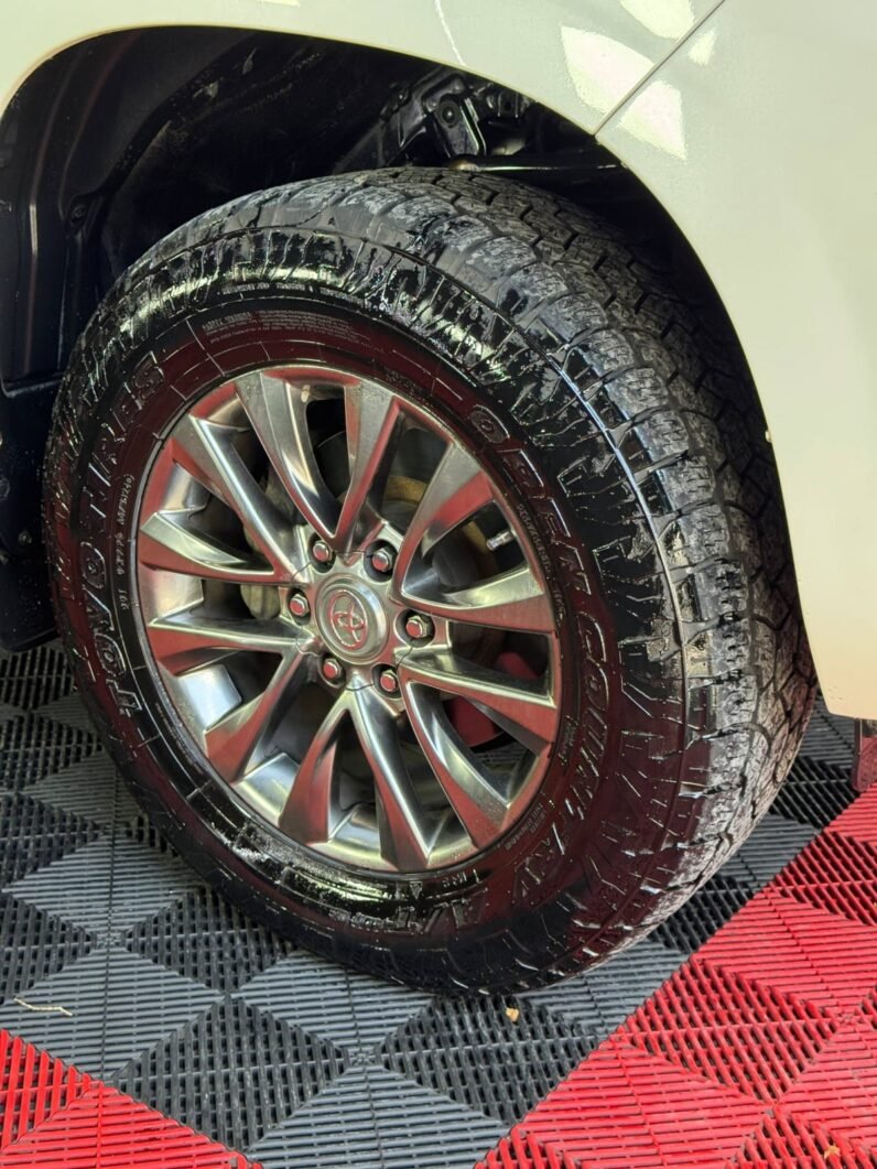 
								TOYOTA PRADO TXL AT 3.0 4X4 full									