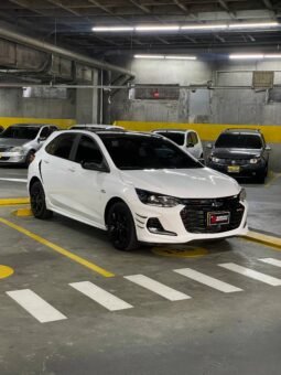 CHEVROLET ONIX RS MT HB