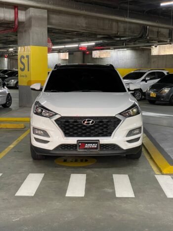 HYUNDAI NEW TUCSON PREMIUM AT 2.0 4×2