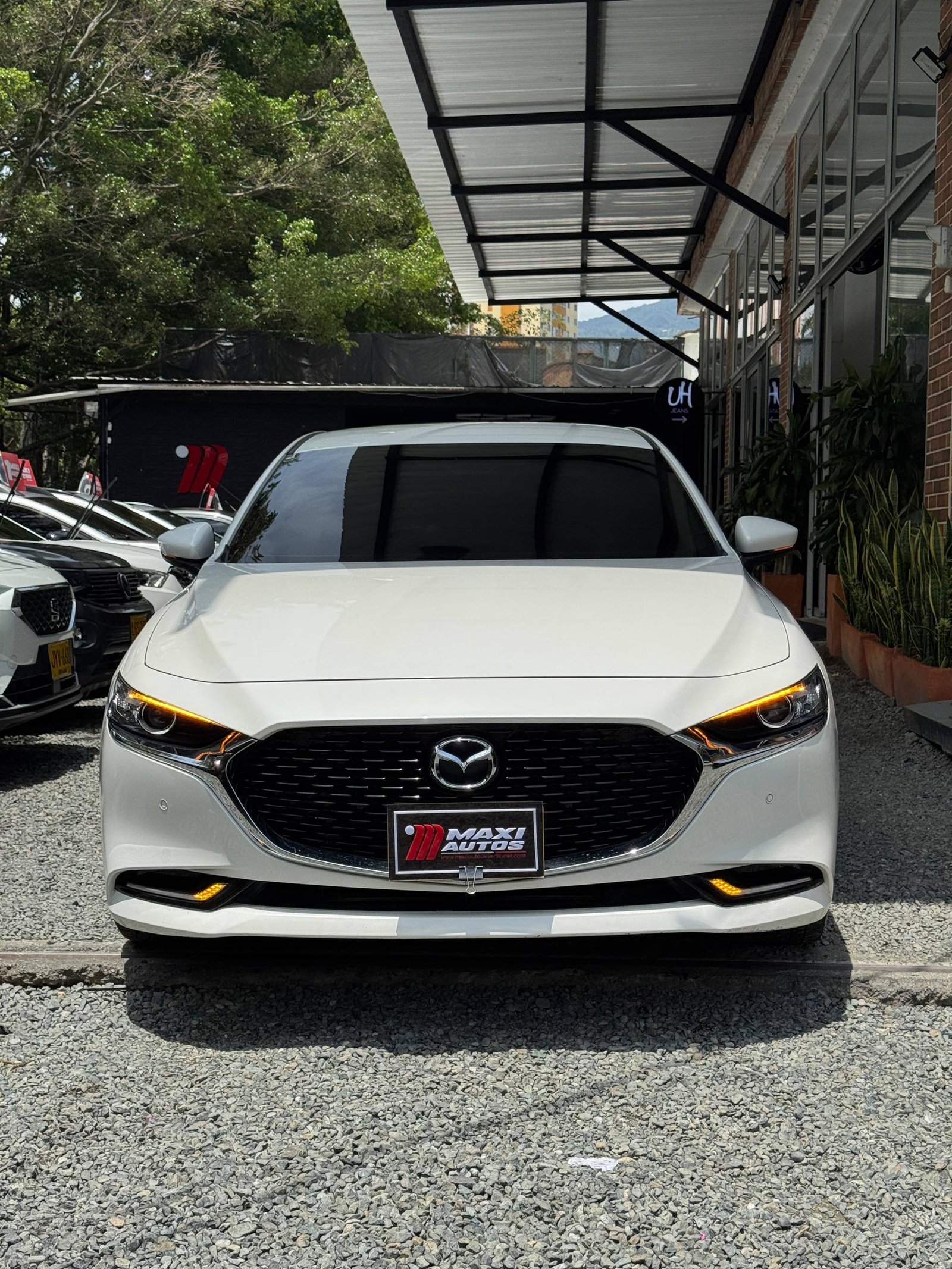 MAZDA 3 TOURING AT 2.0 HIBRIDO SD