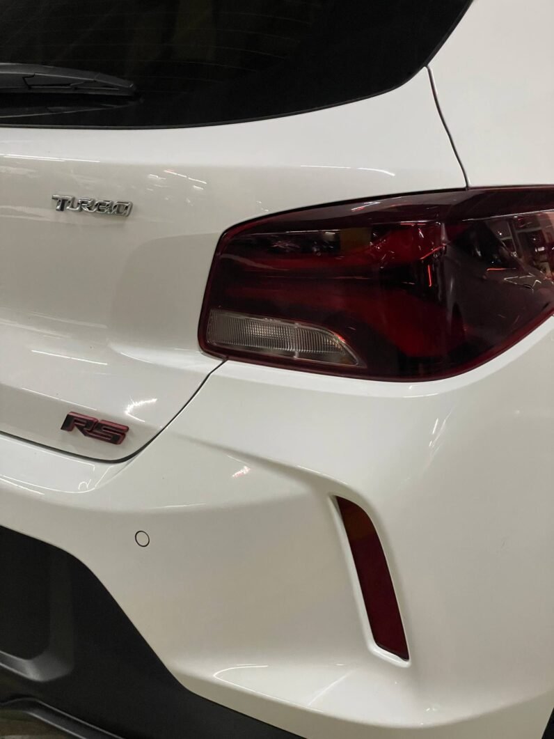 
								CHEVROLET ONIX RS MT HB full									