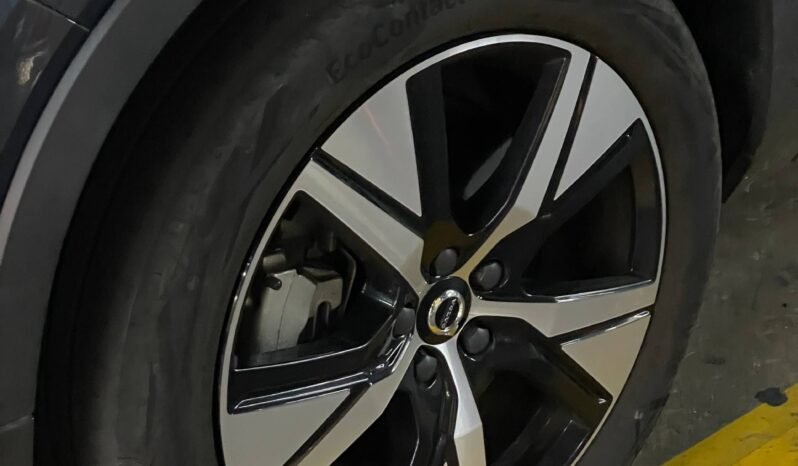 
								VOLVO XC40 PURE RECHARGE ELECTRICA AT full									