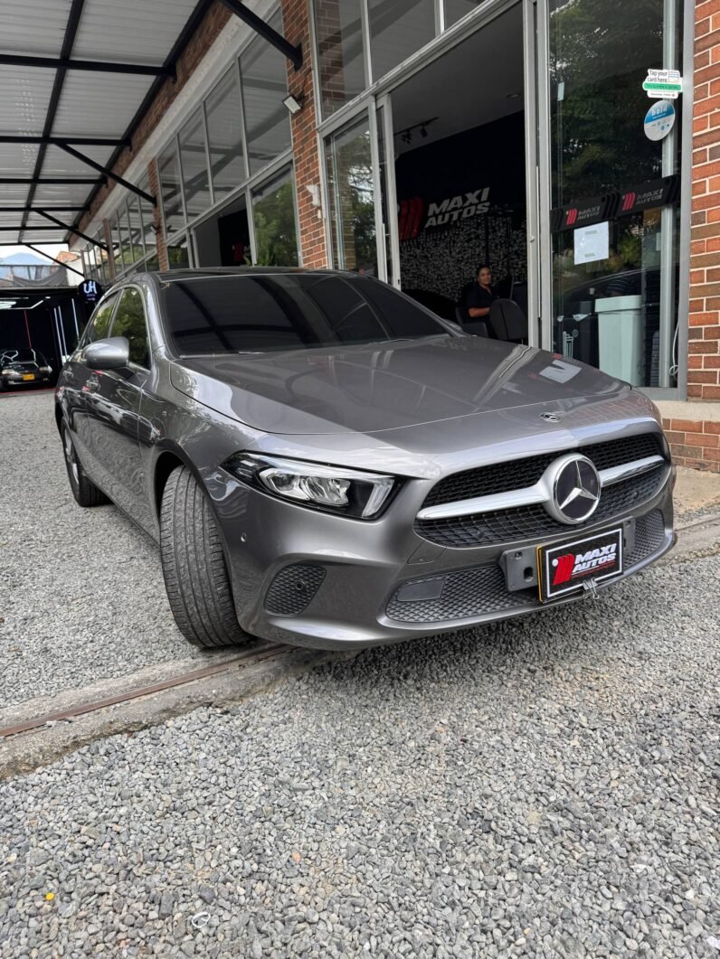 
								MERCEDES-BENZ A200 AT 1.3CC TURBO full									