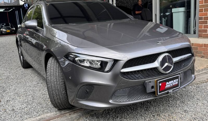 
								MERCEDES-BENZ A200 AT 1.3CC TURBO full									