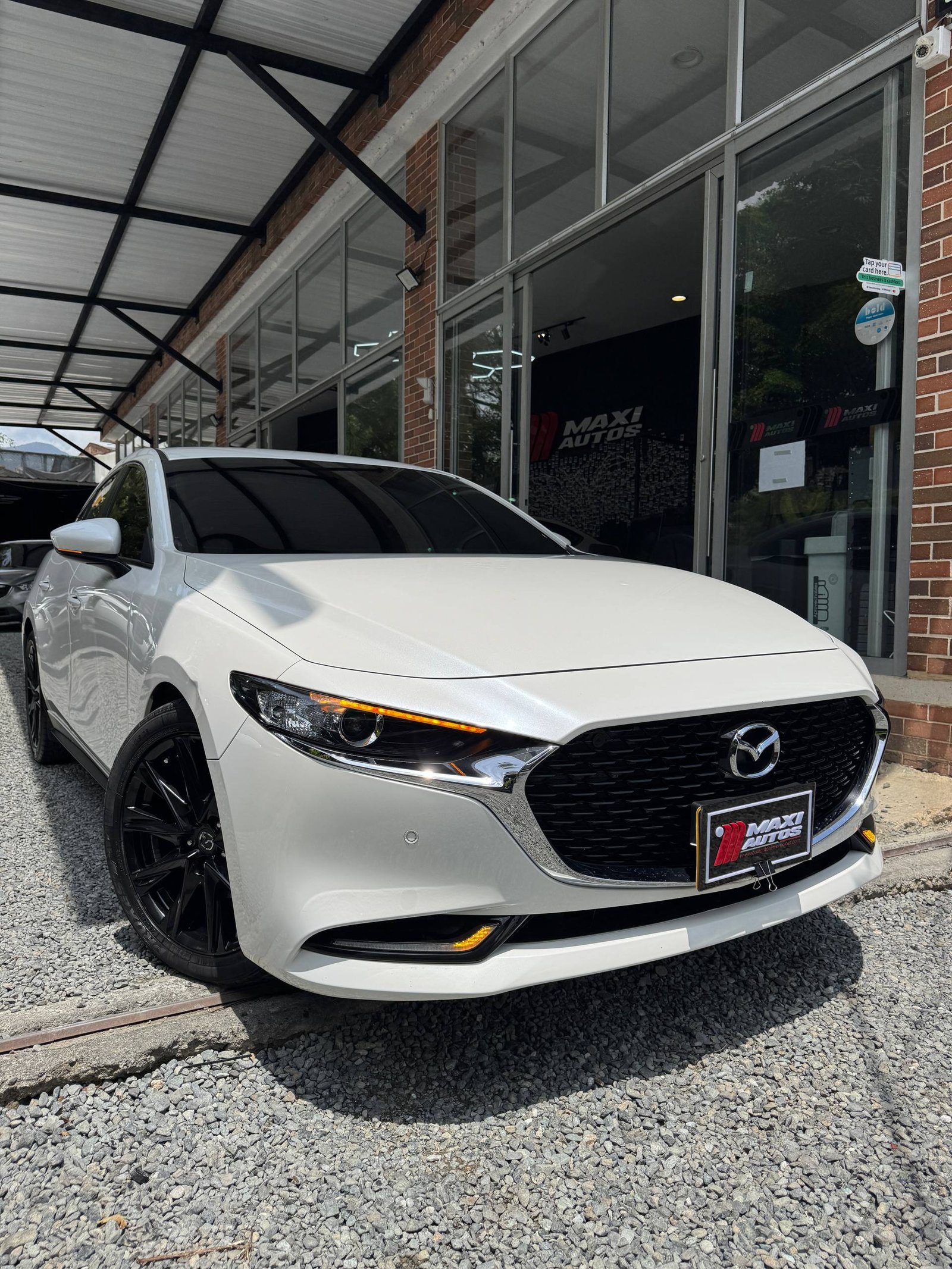 MAZDA 3 TOURING AT 2.0 HIBRIDO SD