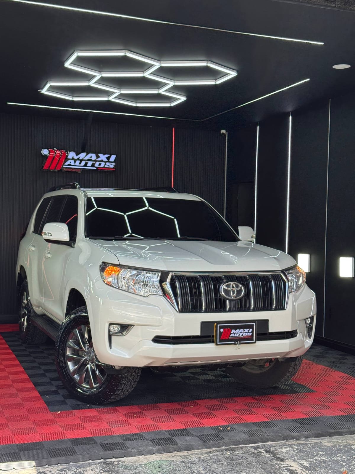 TOYOTA PRADO TXL AT 3.0 4X4