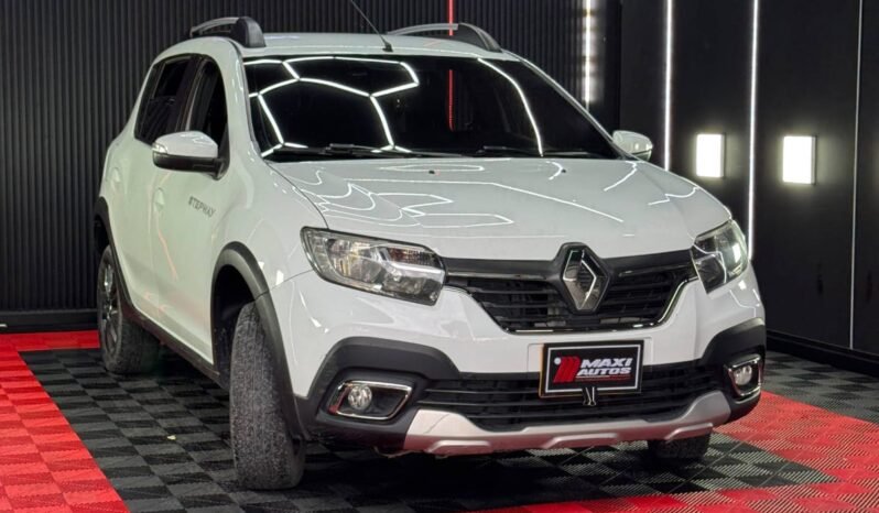 
								RENAULT STEPWAY INTENS AT full									