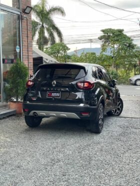 RENAULT CAPTUR INTENS AT 2.0 4X2