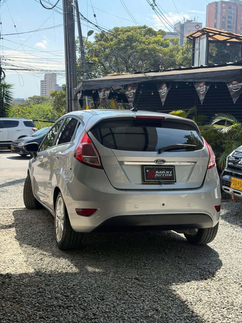 
								FORD FIESTA TITANIUM AT 1.6 full									