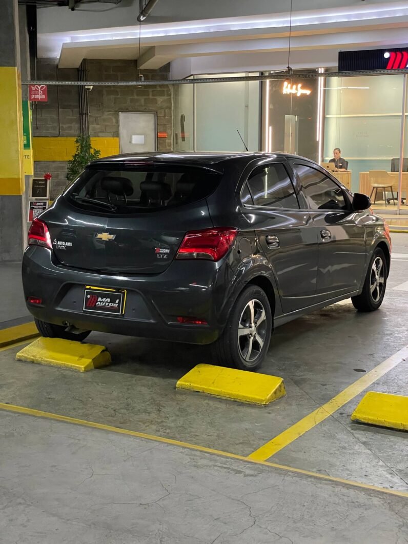 
								CHEVROLET ONIX LTZ 1.4 AT HB full									
