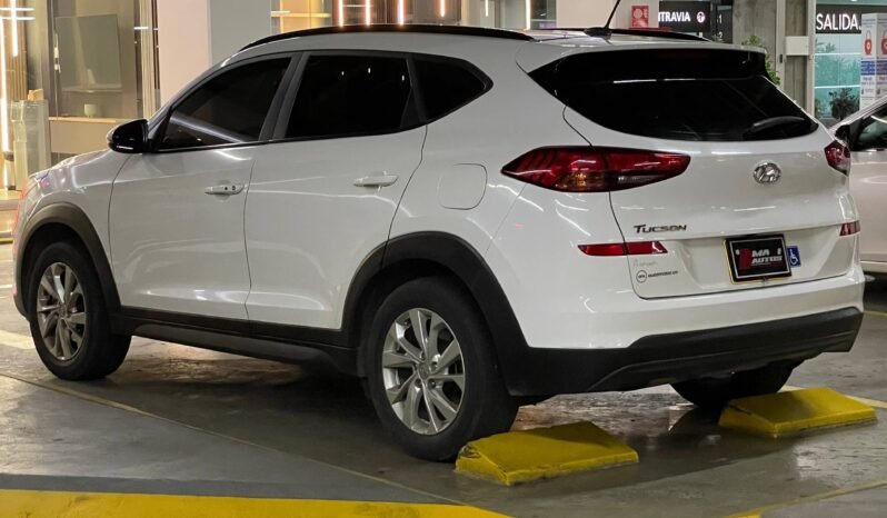 
								HYUNDAI NEW TUCSON PREMIUM AT 2.0 4×2 full									