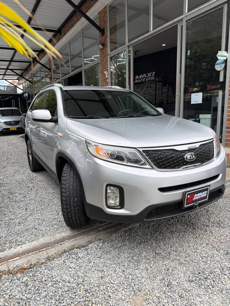 
								KIA SORENTO LX AUT 7 PUESTOS full									