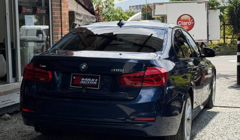 
								BMW 318i LCI EXCLUSIVE 1.5L TRIPTONIC full									