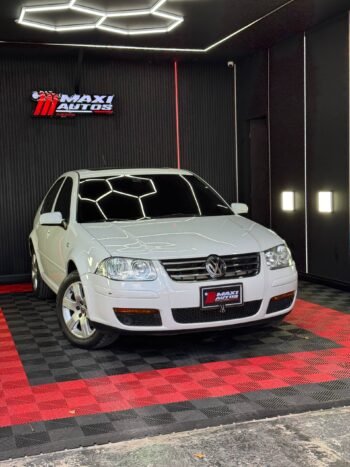 VOLKSWAGEN JETTA TRENDLINE AT 2.0L