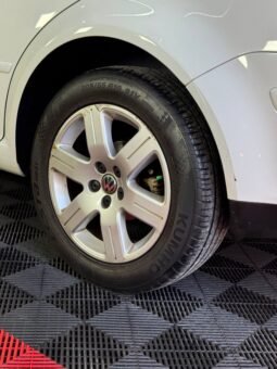 
										VOLKSWAGEN JETTA TRENDLINE AT 2.0L full									