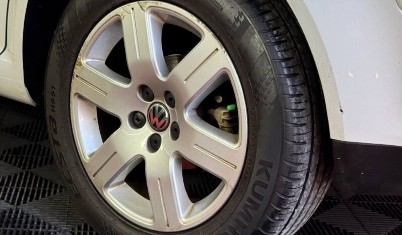 
								VOLKSWAGEN JETTA TRENDLINE AT 2.0L full									