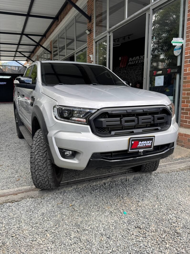 
								FORD RANGER XLT 3.2 DIESEL MT 4X4 full									