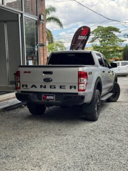
										FORD RANGER XLT 3.2 DIESEL MT 4X4 full									