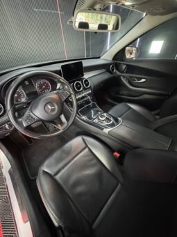
										MERCEDES-BENZ  C 180 1.6L AT SEDAN full									