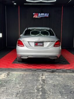 MERCEDES-BENZ  C 180 1.6L AT SEDAN