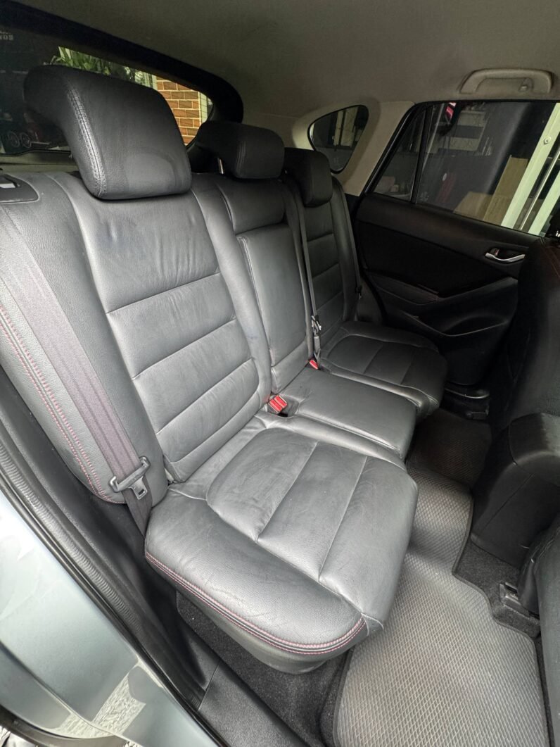 
								MAZDA CX-5 TOURING AT 4X4 full									