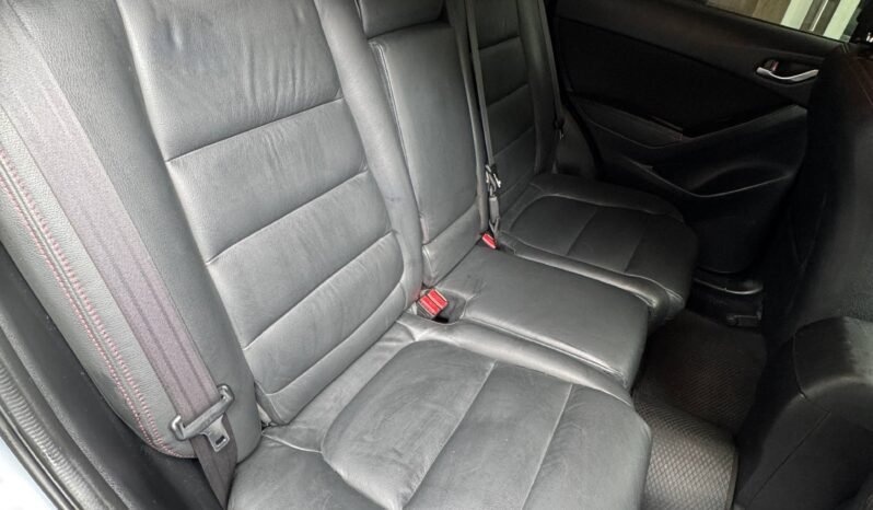 
								MAZDA CX-5 TOURING AT 4X4 full									